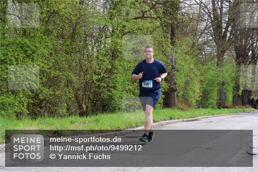 12.04.2026 - 45. Internationalen Wilhelmsburger Insellauf Yannick Fuchs http://msf.ph/oto/9499212 12.04.2026 13:13:42 Laufen 3981 meine-sportfotos.de