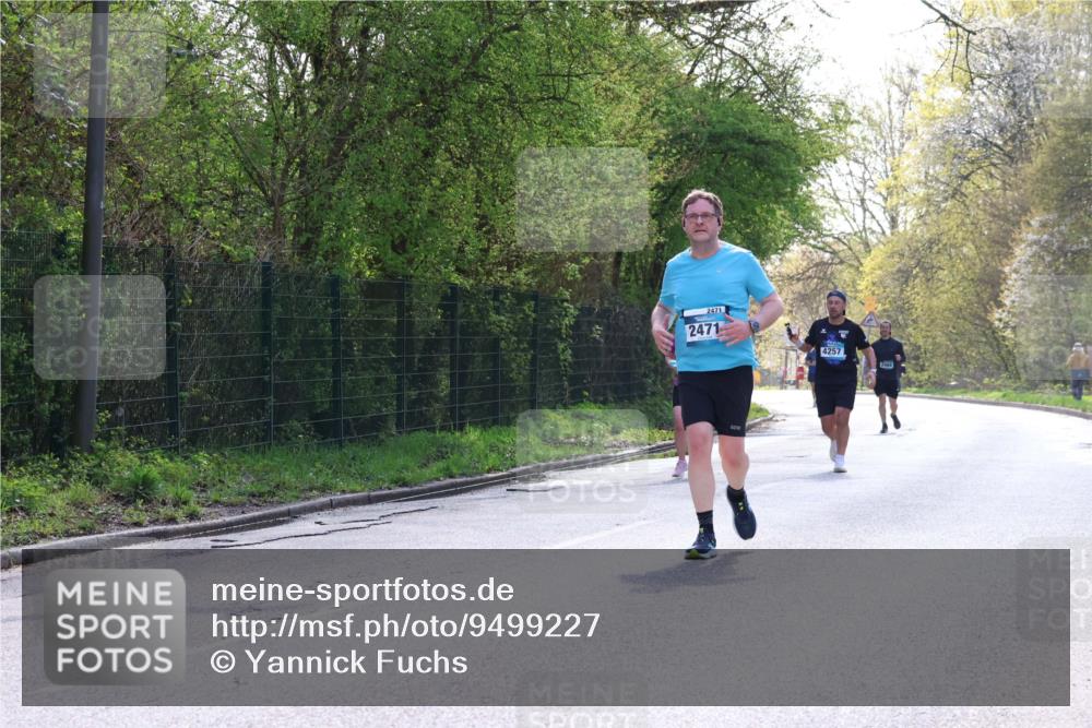 12.04.2026 - 45. Internationalen Wilhelmsburger Insellauf Yannick Fuchs http://msf.ph/oto/9499227 12.04.2026 11:05:18 Laufen 2471, 2471, 4257 meine-sportfotos.de