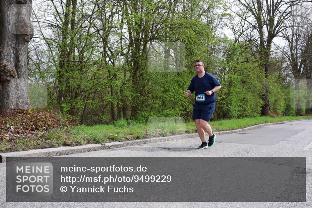 12.04.2026 - 45. Internationalen Wilhelmsburger Insellauf Yannick Fuchs http://msf.ph/oto/9499229 12.04.2026 13:13:43 Laufen 3981 meine-sportfotos.de