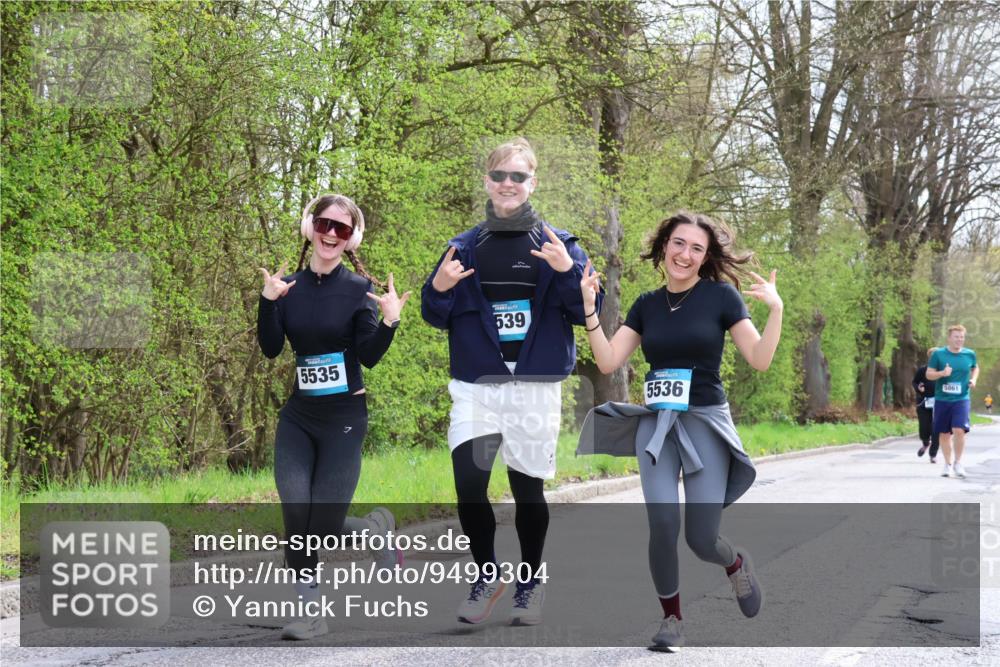 12.04.2026 - 45. Internationalen Wilhelmsburger Insellauf Yannick Fuchs http://msf.ph/oto/9499304 12.04.2026 13:14:03 Laufen 5535, 539, 5536, 5861 meine-sportfotos.de