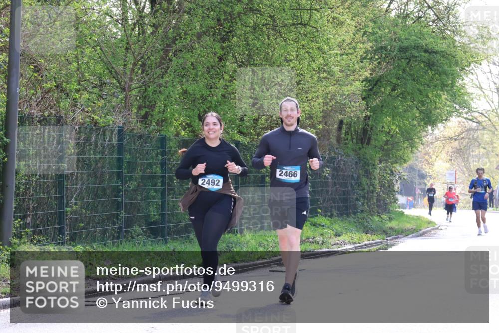 12.04.2026 - 45. Internationalen Wilhelmsburger Insellauf Yannick Fuchs http://msf.ph/oto/9499316 12.04.2026 11:05:30 Laufen 2492, 2466 meine-sportfotos.de