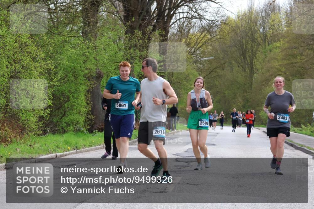 12.04.2026 - 45. Internationalen Wilhelmsburger Insellauf Yannick Fuchs http://msf.ph/oto/9499326 12.04.2026 13:14:06 Laufen 5861, 2616, 2509, 2483 meine-sportfotos.de