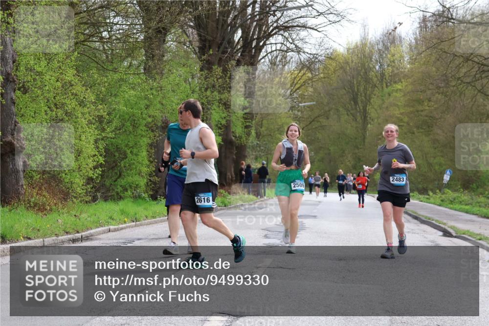 12.04.2026 - 45. Internationalen Wilhelmsburger Insellauf Yannick Fuchs http://msf.ph/oto/9499330 12.04.2026 13:14:06 Laufen 2616, 2509, 2483 meine-sportfotos.de