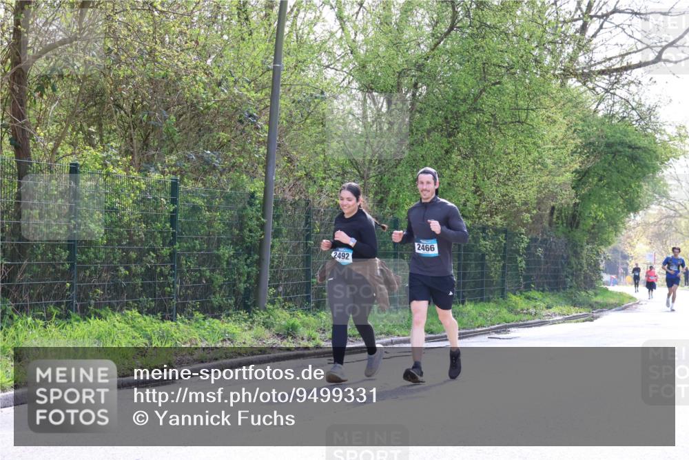 12.04.2026 - 45. Internationalen Wilhelmsburger Insellauf Yannick Fuchs http://msf.ph/oto/9499331 12.04.2026 11:05:32 Laufen 2492, 2466 meine-sportfotos.de