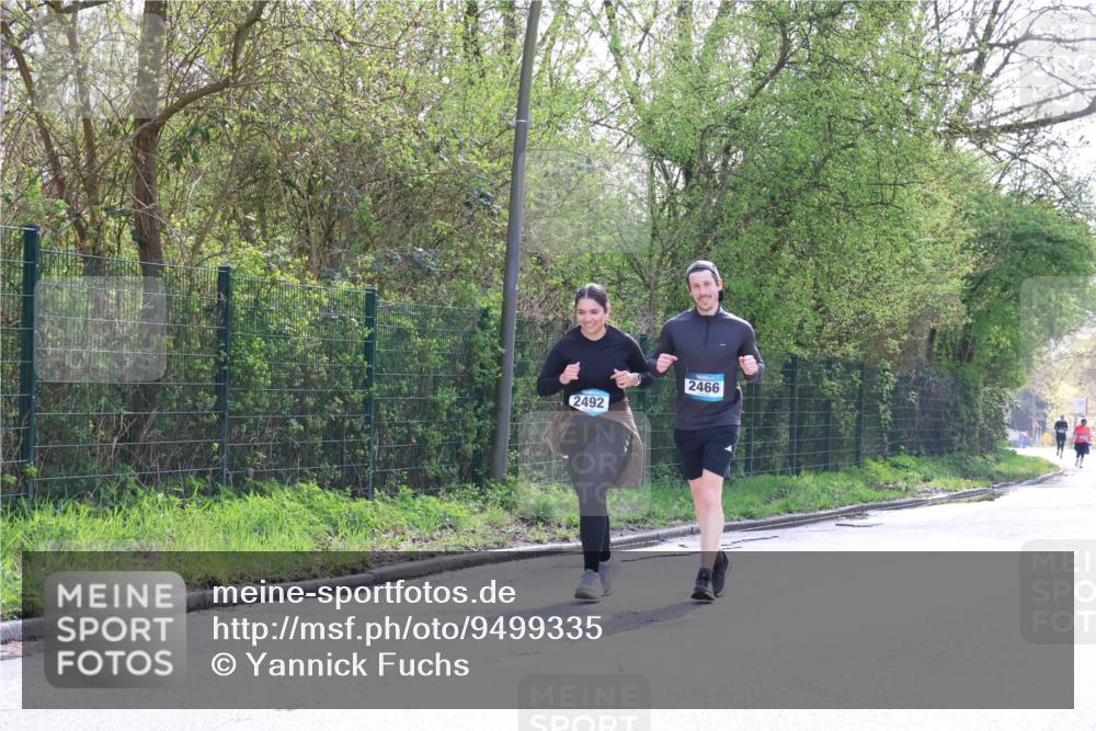 12.04.2026 - 45. Internationalen Wilhelmsburger Insellauf Yannick Fuchs http://msf.ph/oto/9499335 12.04.2026 11:05:32 Laufen 2492, 2466 meine-sportfotos.de