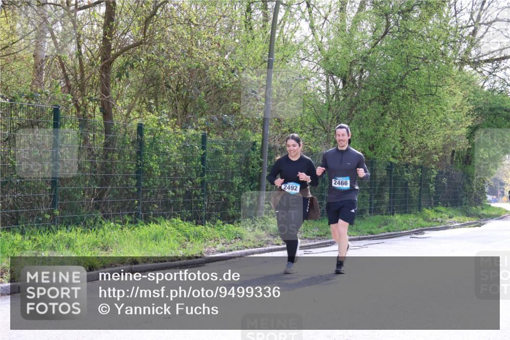 12.04.2026 - 45. Internationalen Wilhelmsburger Insellauf Yannick Fuchs http://msf.ph/oto/9499336 12.04.2026 11:05:32 Laufen 2492, 2466 meine-sportfotos.de