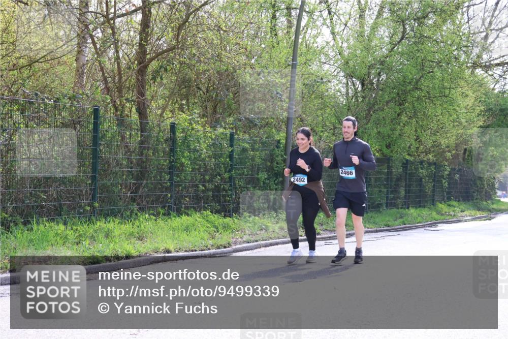 12.04.2026 - 45. Internationalen Wilhelmsburger Insellauf Yannick Fuchs http://msf.ph/oto/9499339 12.04.2026 11:05:32 Laufen 2492, 2466 meine-sportfotos.de