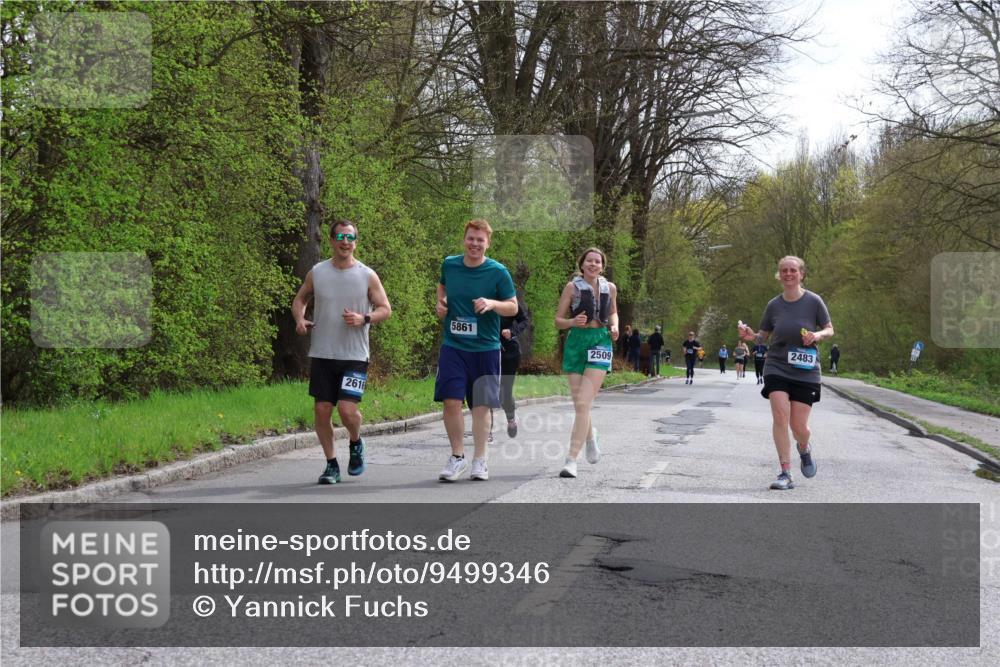 12.04.2026 - 45. Internationalen Wilhelmsburger Insellauf Yannick Fuchs http://msf.ph/oto/9499346 12.04.2026 13:14:07 Laufen 2616, 5861, 2509, 2483 meine-sportfotos.de