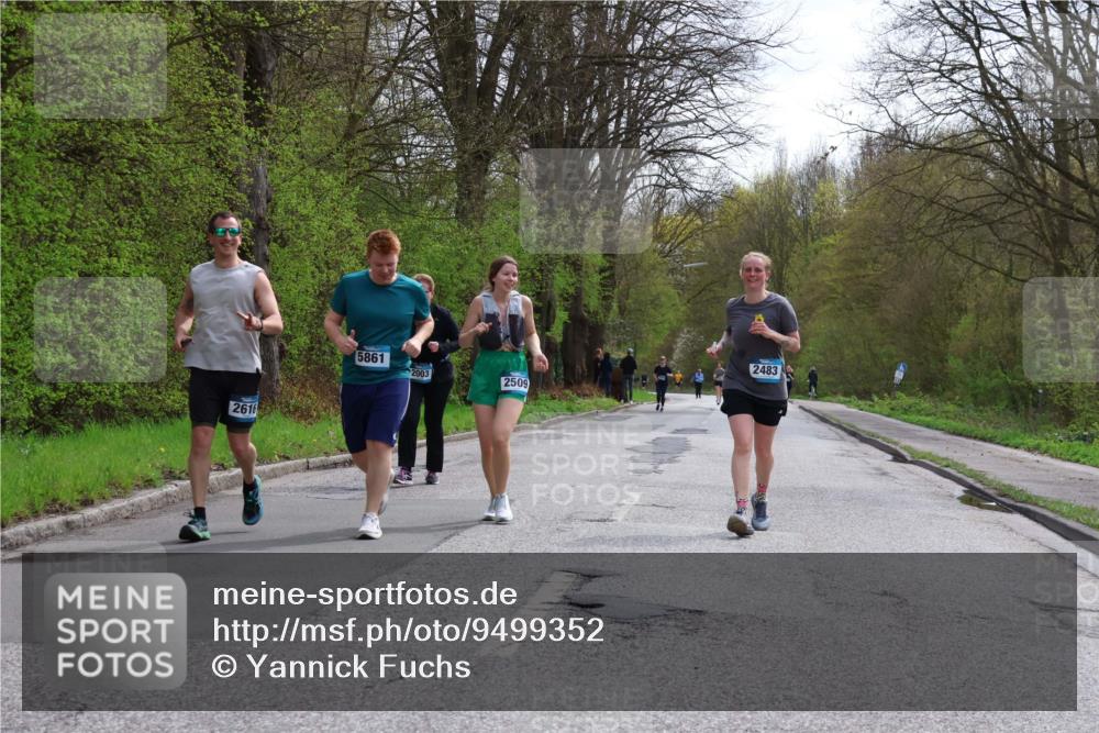 12.04.2026 - 45. Internationalen Wilhelmsburger Insellauf Yannick Fuchs http://msf.ph/oto/9499352 12.04.2026 13:14:08 Laufen 2616, 2483, 5861, 2003, 2509 meine-sportfotos.de