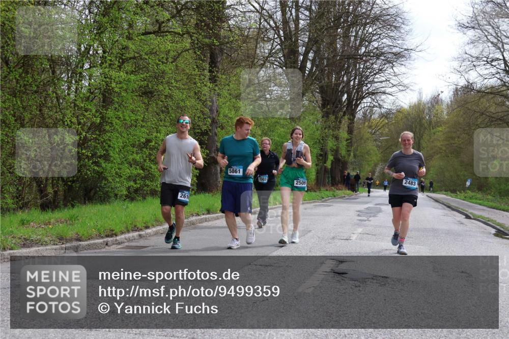 12.04.2026 - 45. Internationalen Wilhelmsburger Insellauf Yannick Fuchs http://msf.ph/oto/9499359 12.04.2026 13:14:09 Laufen 2616, 5861, 2483, 2003, 2509 meine-sportfotos.de
