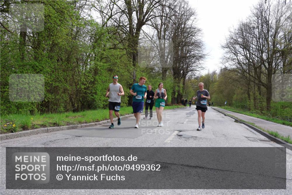 12.04.2026 - 45. Internationalen Wilhelmsburger Insellauf Yannick Fuchs http://msf.ph/oto/9499362 12.04.2026 13:14:09 Laufen 2616, 5861, 2509, 2483 meine-sportfotos.de
