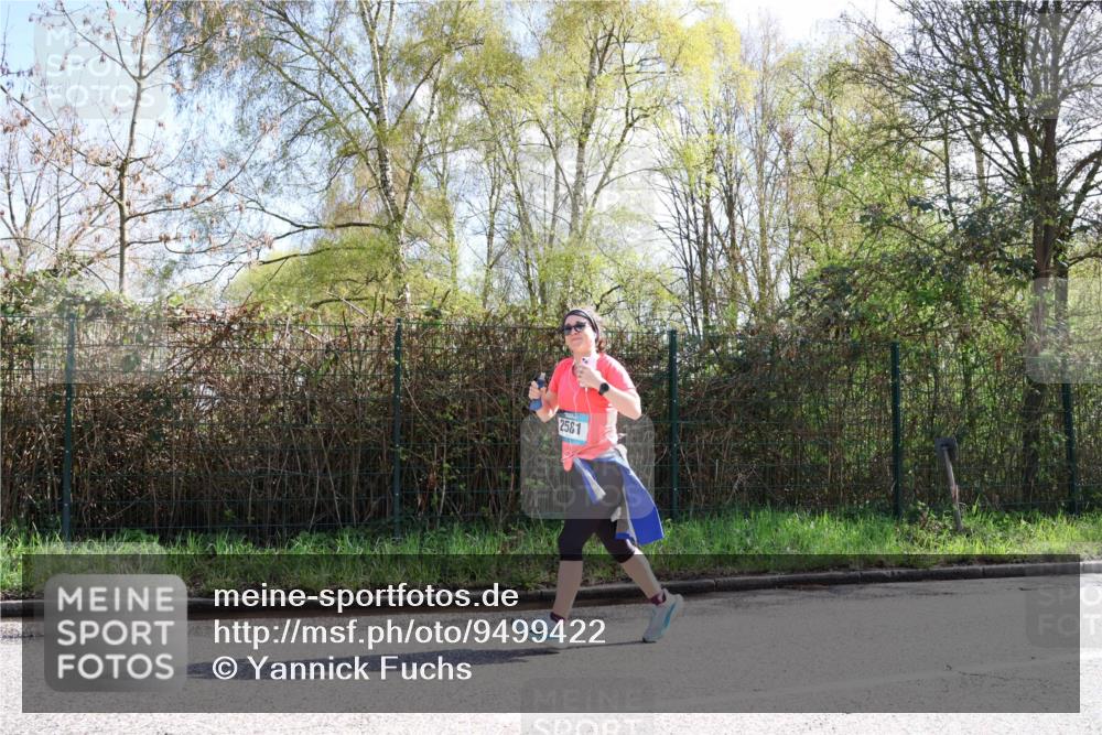 12.04.2026 - 45. Internationalen Wilhelmsburger Insellauf Yannick Fuchs http://msf.ph/oto/9499422 12.04.2026 11:06:01 Laufen 2581 meine-sportfotos.de