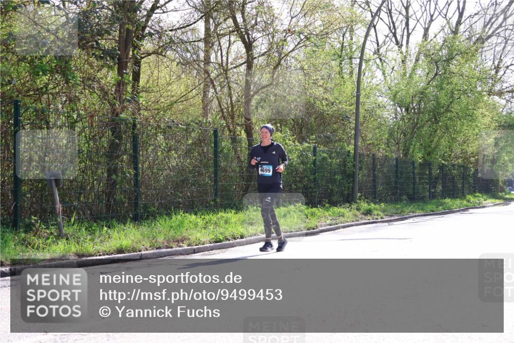 12.04.2026 - 45. Internationalen Wilhelmsburger Insellauf Yannick Fuchs http://msf.ph/oto/9499453 12.04.2026 11:06:07 Laufen 4699 meine-sportfotos.de