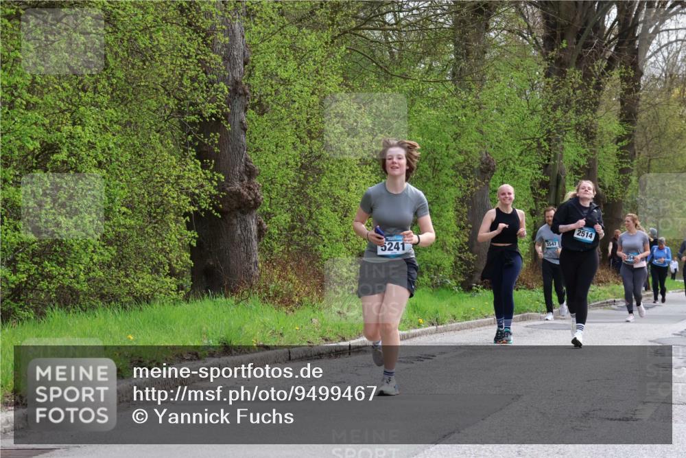 12.04.2026 - 45. Internationalen Wilhelmsburger Insellauf Yannick Fuchs http://msf.ph/oto/9499467 12.04.2026 13:14:36 Laufen 5241, 3547, 2514, 354 meine-sportfotos.de