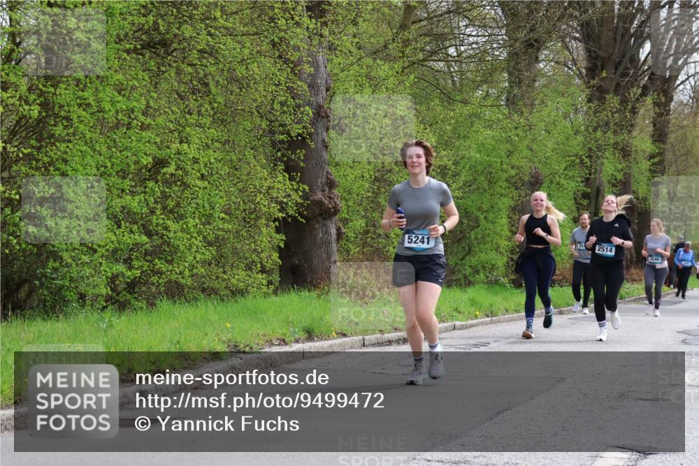 12.04.2026 - 45. Internationalen Wilhelmsburger Insellauf Yannick Fuchs http://msf.ph/oto/9499472 12.04.2026 13:14:36 Laufen 5241, 2514, 3548 meine-sportfotos.de