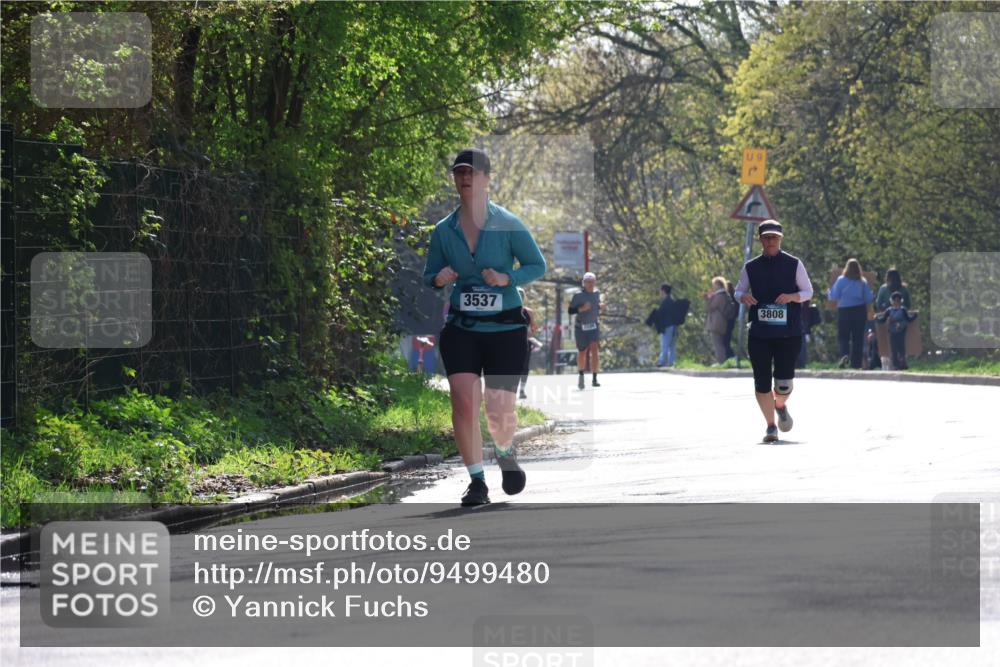 12.04.2026 - 45. Internationalen Wilhelmsburger Insellauf Yannick Fuchs http://msf.ph/oto/9499480 12.04.2026 11:06:17 Laufen 3537, 3808 meine-sportfotos.de