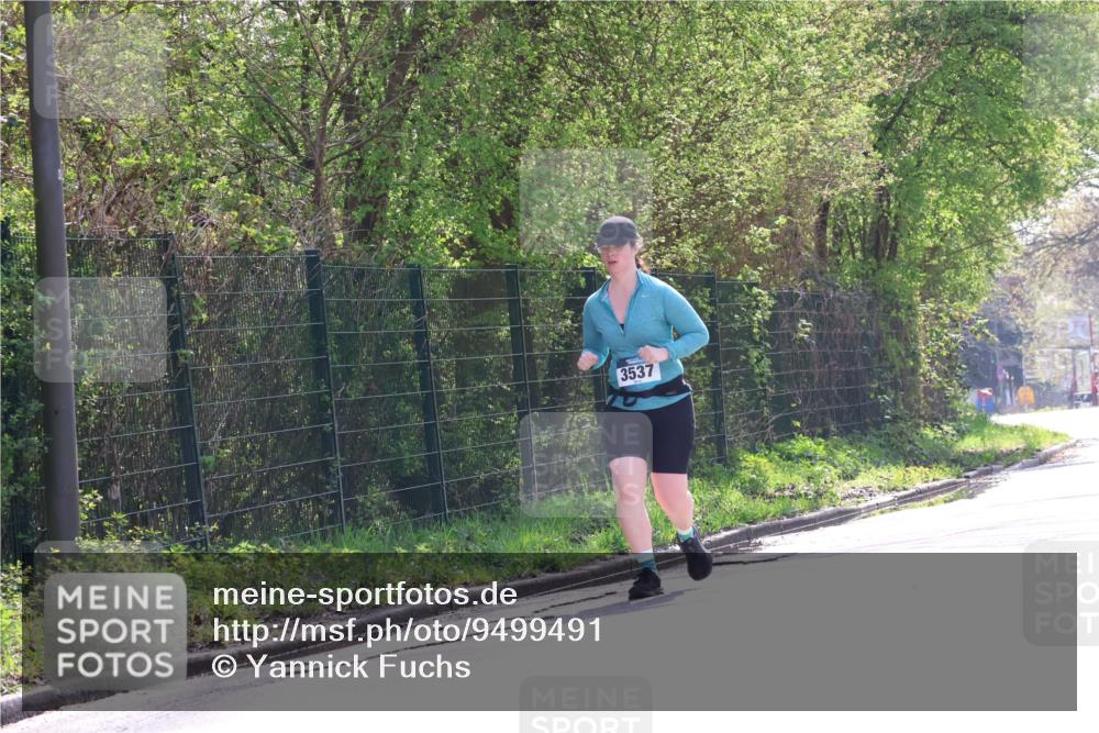 12.04.2026 - 45. Internationalen Wilhelmsburger Insellauf Yannick Fuchs http://msf.ph/oto/9499491 12.04.2026 11:06:22 Laufen 3537 meine-sportfotos.de