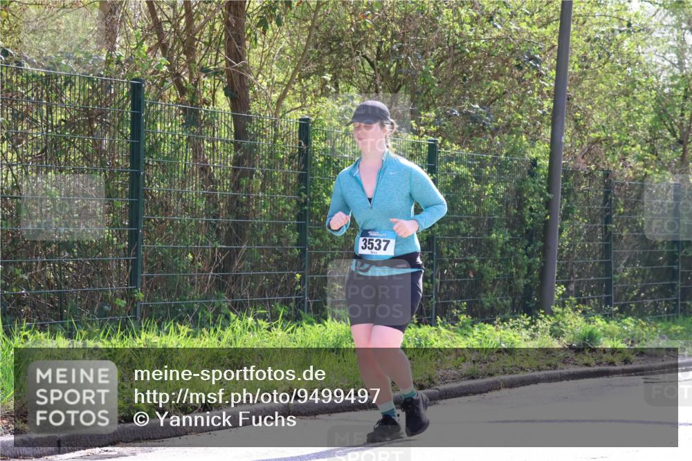 12.04.2026 - 45. Internationalen Wilhelmsburger Insellauf Yannick Fuchs http://msf.ph/oto/9499497 12.04.2026 11:06:26 Laufen 3537 meine-sportfotos.de