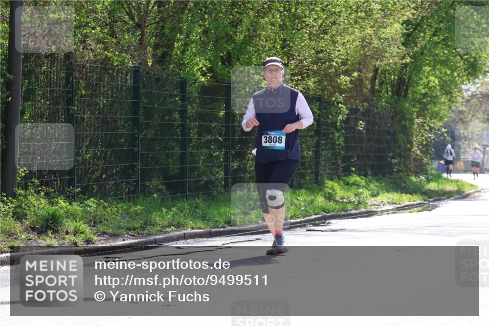 12.04.2026 - 45. Internationalen Wilhelmsburger Insellauf Yannick Fuchs http://msf.ph/oto/9499511 12.04.2026 11:06:30 Laufen 3808 meine-sportfotos.de