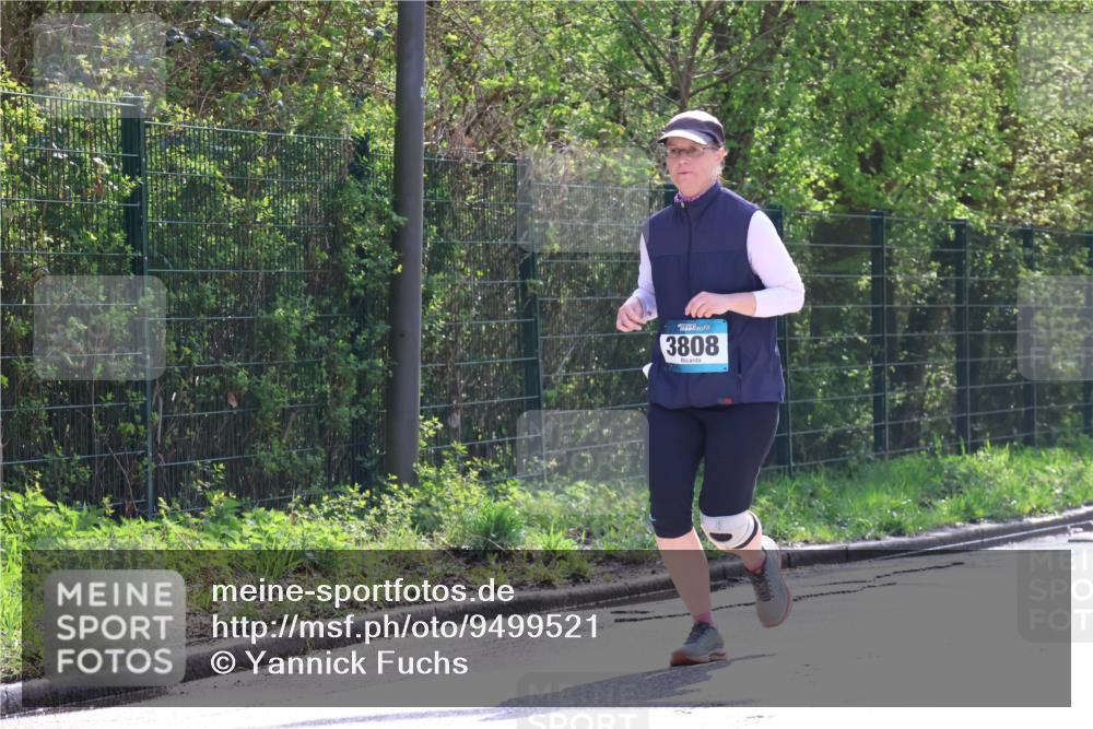 12.04.2026 - 45. Internationalen Wilhelmsburger Insellauf Yannick Fuchs http://msf.ph/oto/9499521 12.04.2026 11:06:31 Laufen 3808 meine-sportfotos.de