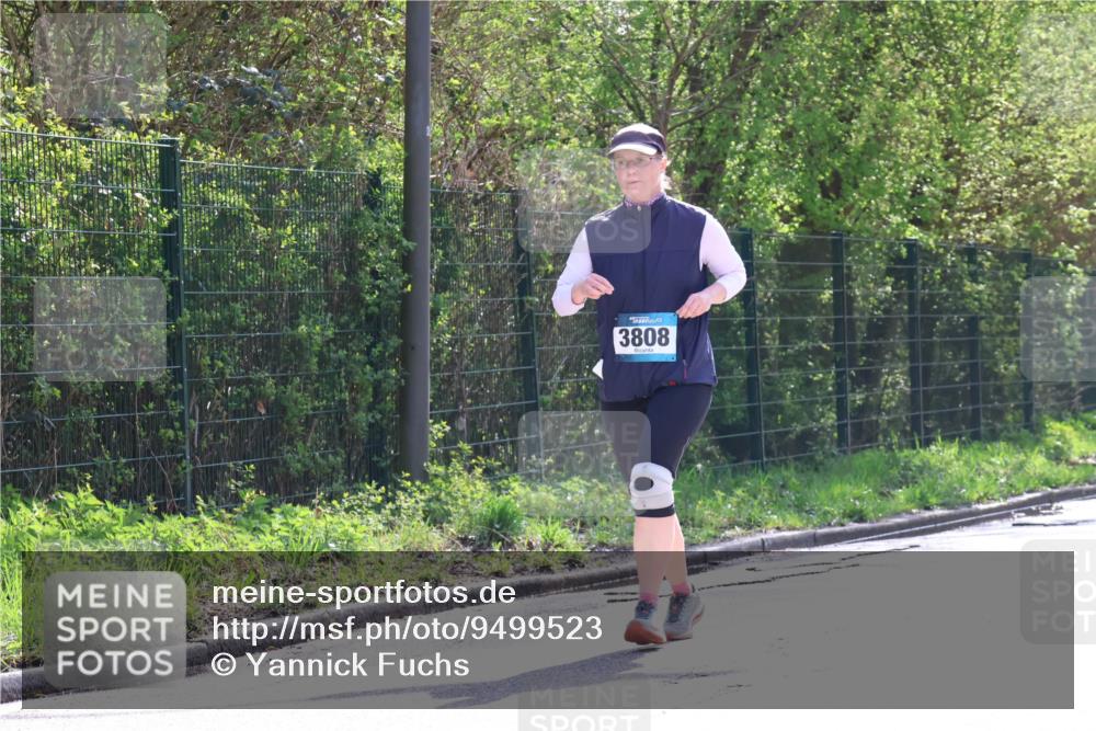 12.04.2026 - 45. Internationalen Wilhelmsburger Insellauf Yannick Fuchs http://msf.ph/oto/9499523 12.04.2026 11:06:31 Laufen 3808 meine-sportfotos.de