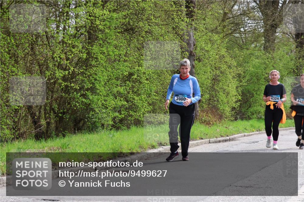 12.04.2026 - 45. Internationalen Wilhelmsburger Insellauf Yannick Fuchs http://msf.ph/oto/9499627 12.04.2026 13:14:57 Laufen 4324, 3980, 442 meine-sportfotos.de