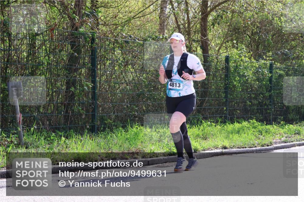 12.04.2026 - 45. Internationalen Wilhelmsburger Insellauf Yannick Fuchs http://msf.ph/oto/9499631 12.04.2026 11:07:10 Laufen 4813 meine-sportfotos.de