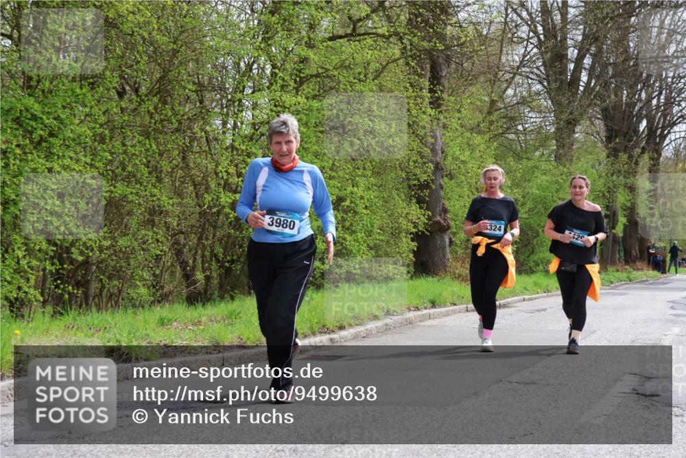 12.04.2026 - 45. Internationalen Wilhelmsburger Insellauf Yannick Fuchs http://msf.ph/oto/9499638 12.04.2026 13:14:59 Laufen 3980, 324, 429 meine-sportfotos.de