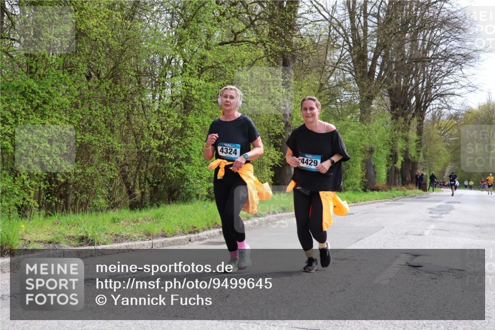 12.04.2026 - 45. Internationalen Wilhelmsburger Insellauf Yannick Fuchs http://msf.ph/oto/9499645 12.04.2026 13:15:01 Laufen 4324, 4429 meine-sportfotos.de