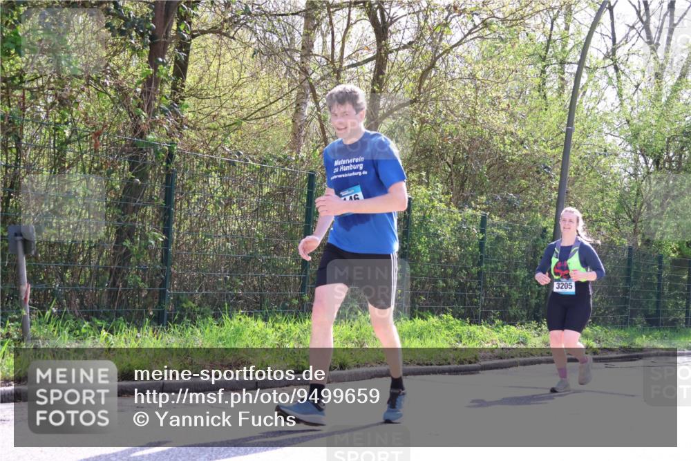 12.04.2026 - 45. Internationalen Wilhelmsburger Insellauf Yannick Fuchs http://msf.ph/oto/9499659 12.04.2026 11:07:37 Laufen 3205 meine-sportfotos.de