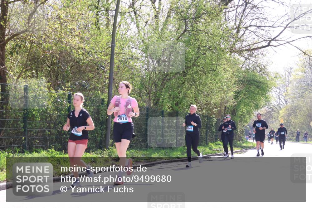 12.04.2026 - 45. Internationalen Wilhelmsburger Insellauf Yannick Fuchs http://msf.ph/oto/9499680 12.04.2026 11:07:41 Laufen 2106, 2518, 3122, 2146 meine-sportfotos.de