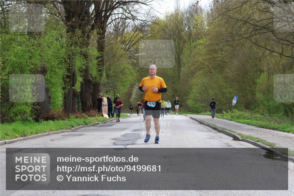 12.04.2026 - 45. Internationalen Wilhelmsburger Insellauf Yannick Fuchs http://msf.ph/oto/9499681 12.04.2026 13:15:20 Laufen 2079 meine-sportfotos.de