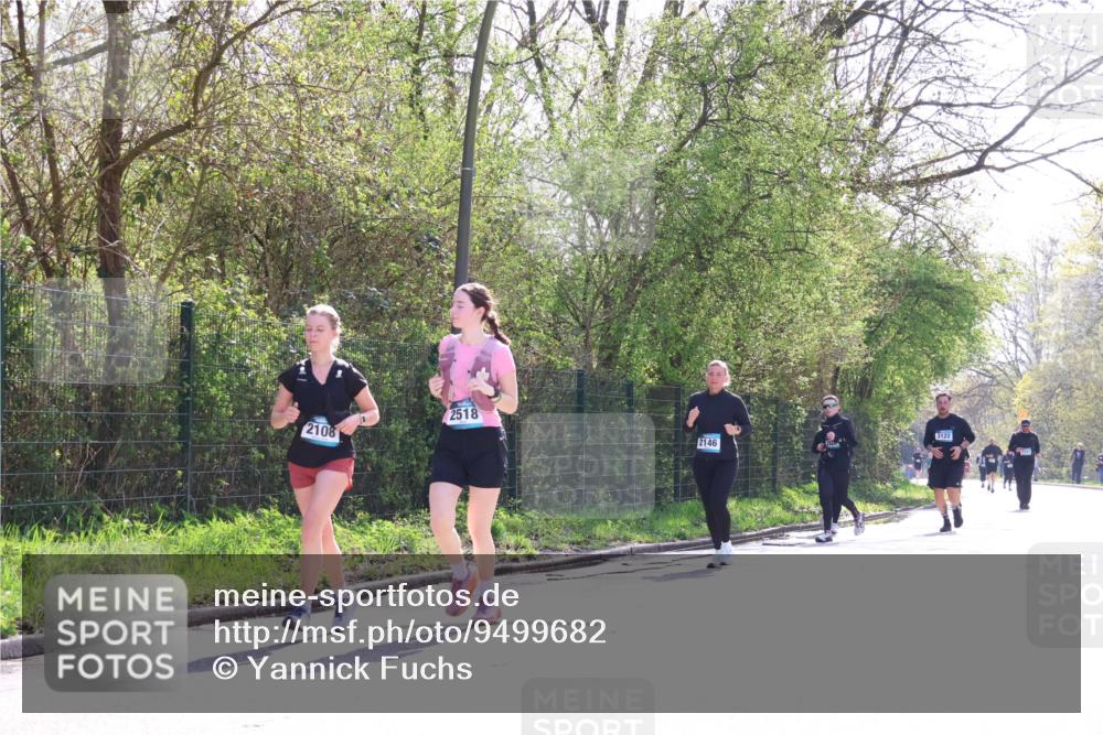 12.04.2026 - 45. Internationalen Wilhelmsburger Insellauf Yannick Fuchs http://msf.ph/oto/9499682 12.04.2026 11:07:41 Laufen 2108, 2518, 3122, 2146 meine-sportfotos.de