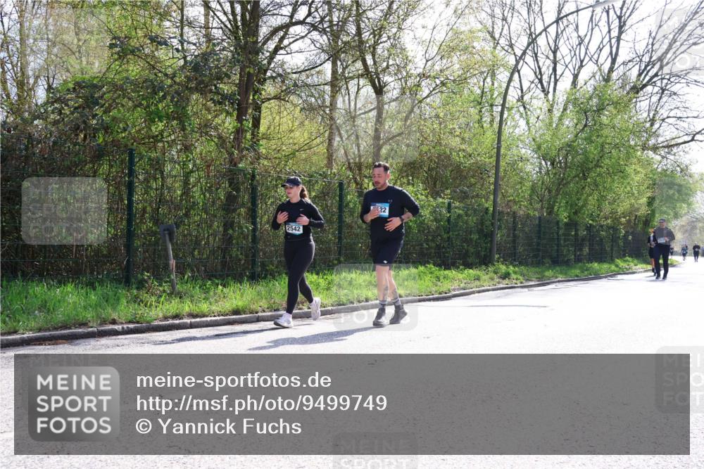 12.04.2026 - 45. Internationalen Wilhelmsburger Insellauf Yannick Fuchs http://msf.ph/oto/9499749 12.04.2026 11:07:50 Laufen 2542, 22 meine-sportfotos.de