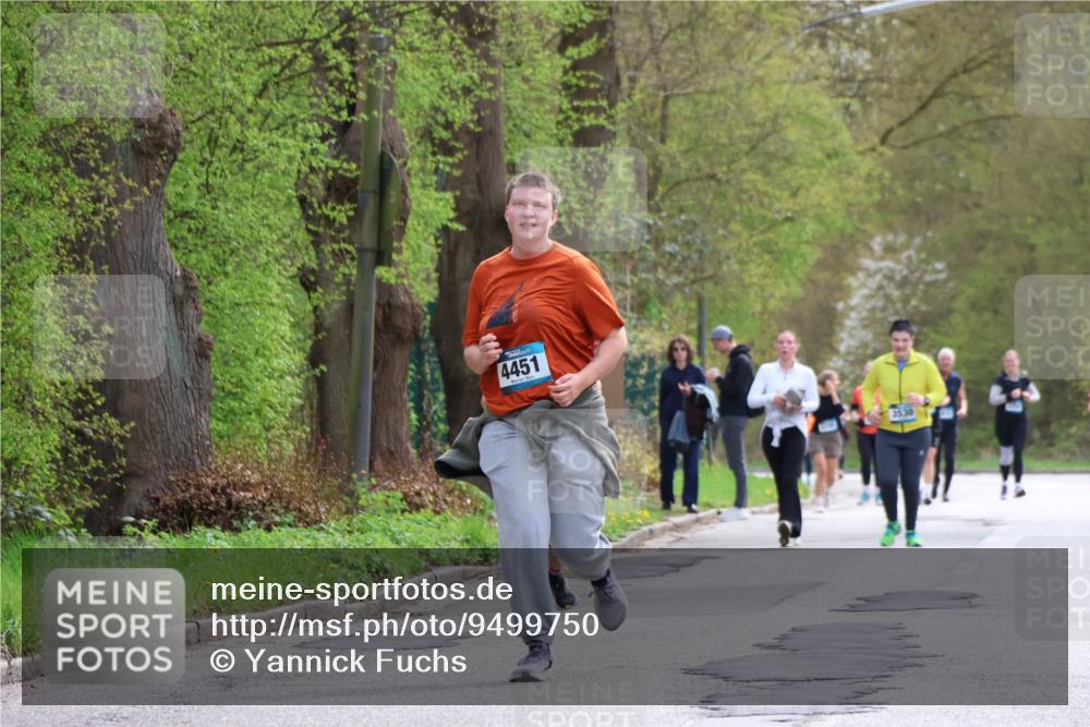 12.04.2026 - 45. Internationalen Wilhelmsburger Insellauf Yannick Fuchs http://msf.ph/oto/9499750 12.04.2026 13:15:32 Laufen 4451, 3530 meine-sportfotos.de