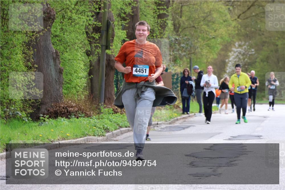 12.04.2026 - 45. Internationalen Wilhelmsburger Insellauf Yannick Fuchs http://msf.ph/oto/9499754 12.04.2026 13:15:32 Laufen 4451 meine-sportfotos.de