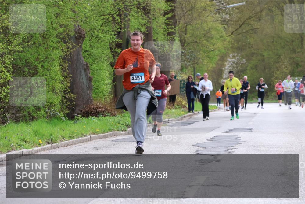 12.04.2026 - 45. Internationalen Wilhelmsburger Insellauf Yannick Fuchs http://msf.ph/oto/9499758 12.04.2026 13:15:33 Laufen 4451, 2792 meine-sportfotos.de