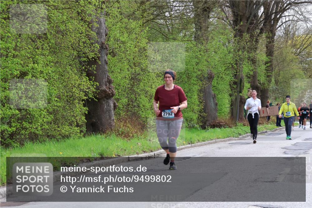 12.04.2026 - 45. Internationalen Wilhelmsburger Insellauf Yannick Fuchs http://msf.ph/oto/9499802 12.04.2026 13:15:41 Laufen 2792 meine-sportfotos.de