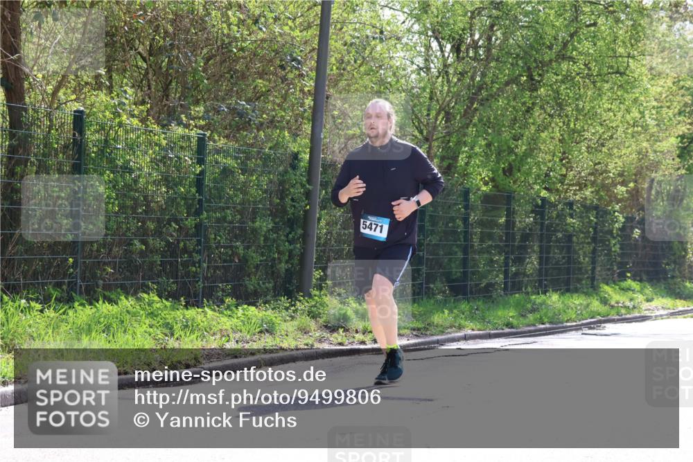 12.04.2026 - 45. Internationalen Wilhelmsburger Insellauf Yannick Fuchs http://msf.ph/oto/9499806 12.04.2026 11:08:03 Laufen 5471 meine-sportfotos.de