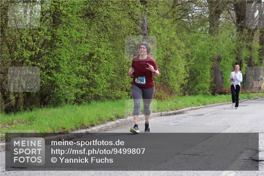 12.04.2026 - 45. Internationalen Wilhelmsburger Insellauf Yannick Fuchs http://msf.ph/oto/9499807 12.04.2026 13:15:42 Laufen 2792 meine-sportfotos.de