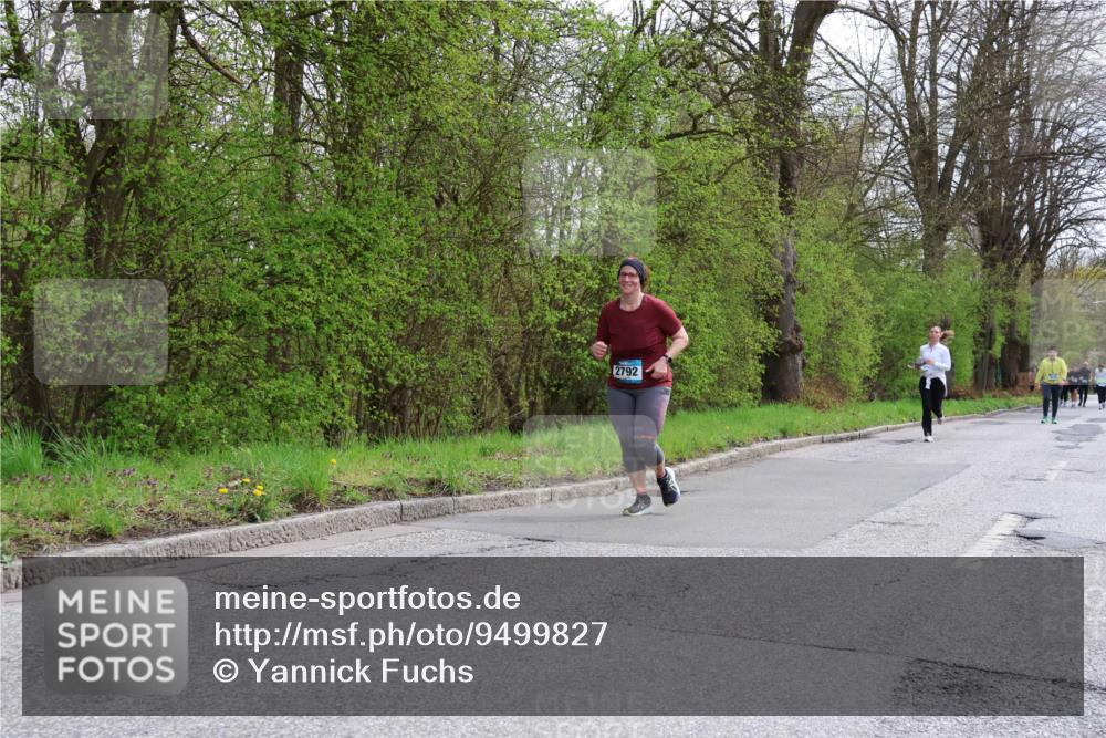 12.04.2026 - 45. Internationalen Wilhelmsburger Insellauf Yannick Fuchs http://msf.ph/oto/9499827 12.04.2026 13:15:44 Laufen 2792 meine-sportfotos.de