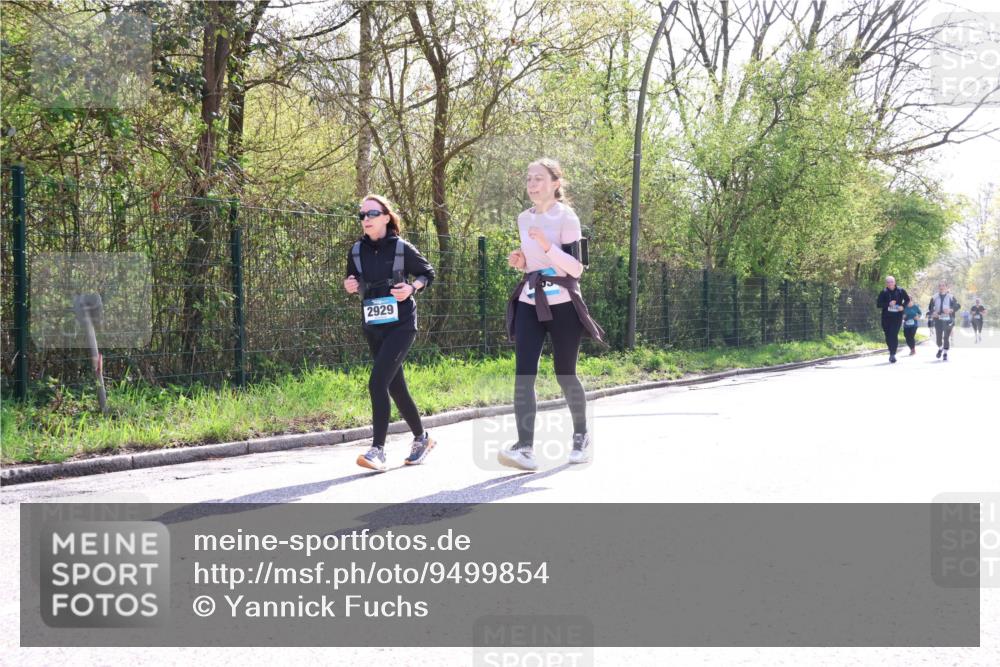 12.04.2026 - 45. Internationalen Wilhelmsburger Insellauf Yannick Fuchs http://msf.ph/oto/9499854 12.04.2026 11:08:11 Laufen 2929 meine-sportfotos.de