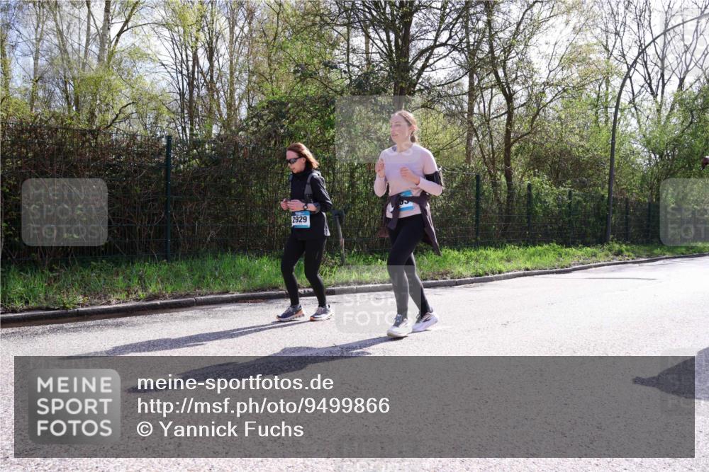 12.04.2026 - 45. Internationalen Wilhelmsburger Insellauf Yannick Fuchs http://msf.ph/oto/9499866 12.04.2026 11:08:12 Laufen 2929 meine-sportfotos.de