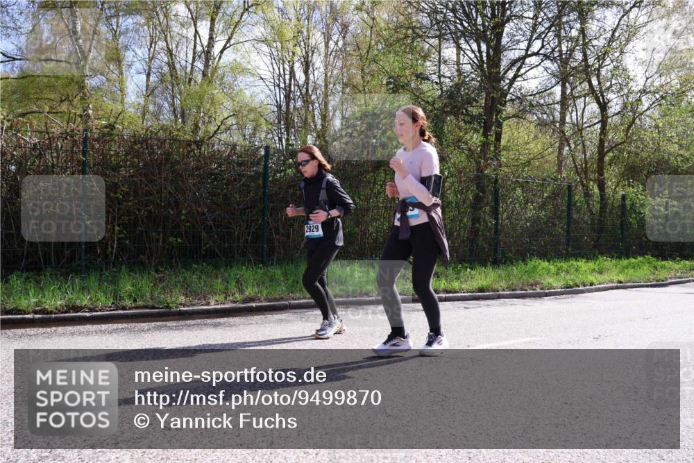 12.04.2026 - 45. Internationalen Wilhelmsburger Insellauf Yannick Fuchs http://msf.ph/oto/9499870 12.04.2026 11:08:12 Laufen 2929 meine-sportfotos.de