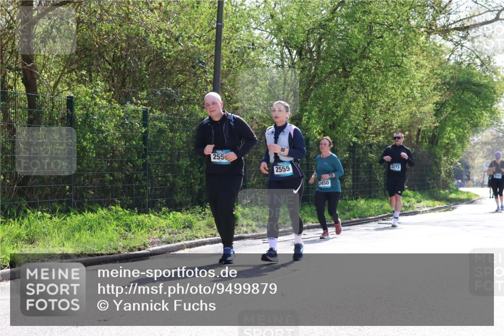 12.04.2026 - 45. Internationalen Wilhelmsburger Insellauf Yannick Fuchs http://msf.ph/oto/9499879 12.04.2026 11:08:17 Laufen 255, 2555, 2450, 3273 meine-sportfotos.de