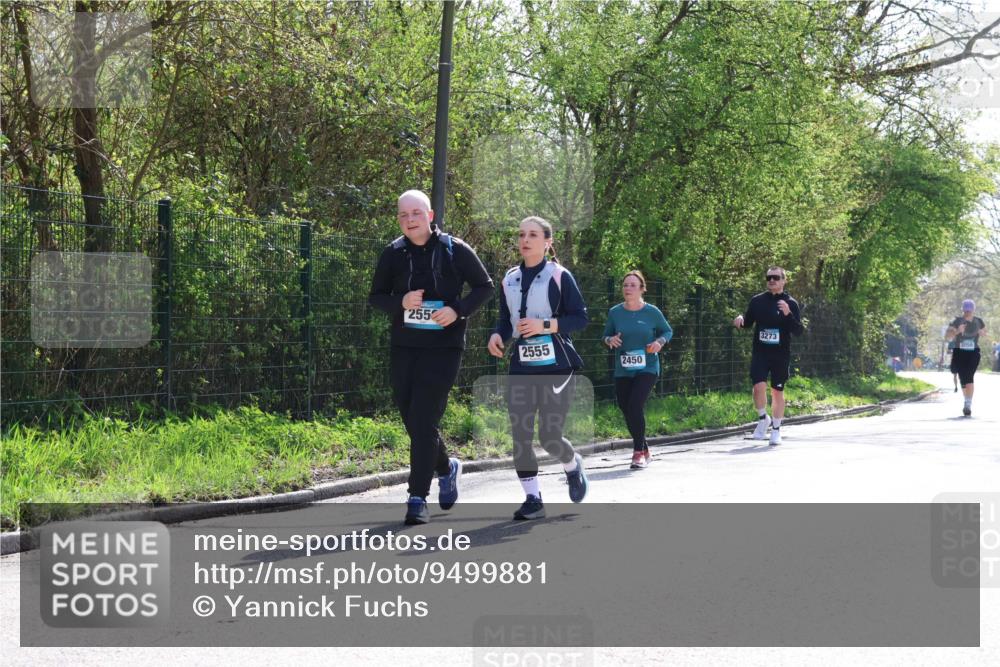 12.04.2026 - 45. Internationalen Wilhelmsburger Insellauf Yannick Fuchs http://msf.ph/oto/9499881 12.04.2026 11:08:17 Laufen 255, 2555, 2450, 3273 meine-sportfotos.de