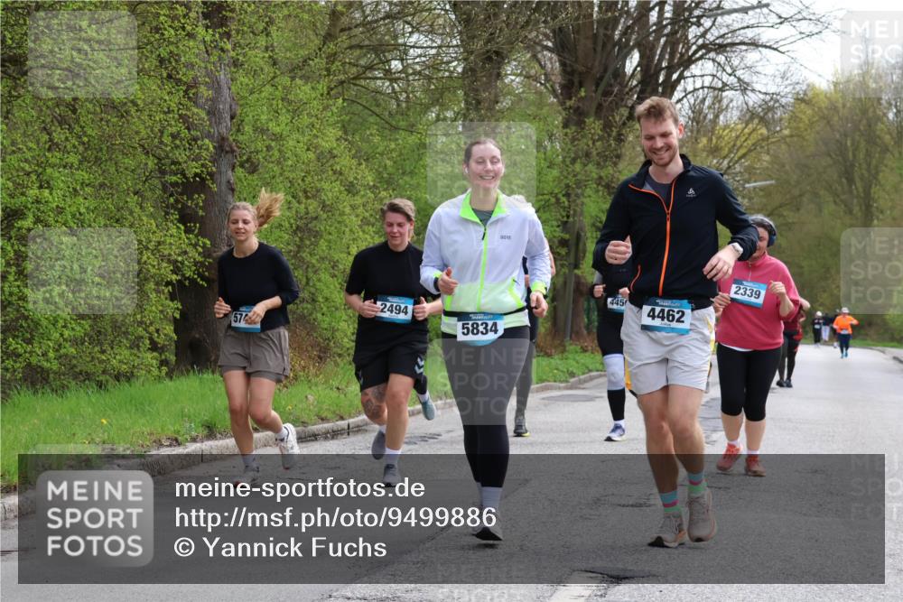 12.04.2026 - 45. Internationalen Wilhelmsburger Insellauf Yannick Fuchs http://msf.ph/oto/9499886 12.04.2026 13:16:02 Laufen 2494, 574, 5834, 445, 4462, 2339 meine-sportfotos.de