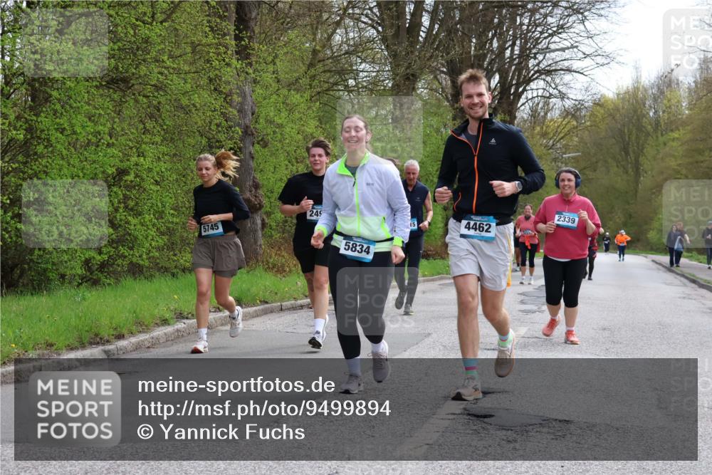 12.04.2026 - 45. Internationalen Wilhelmsburger Insellauf Yannick Fuchs http://msf.ph/oto/9499894 12.04.2026 13:16:02 Laufen 5745, 249, 5834, 4462, 2339 meine-sportfotos.de