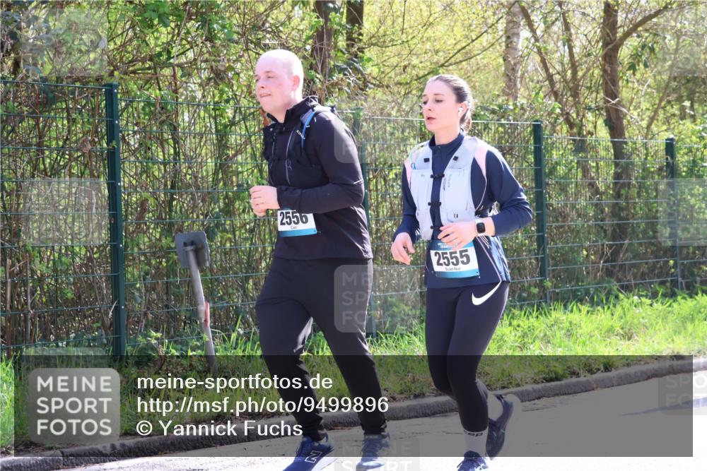 12.04.2026 - 45. Internationalen Wilhelmsburger Insellauf Yannick Fuchs http://msf.ph/oto/9499896 12.04.2026 11:08:20 Laufen 2556, 2555 meine-sportfotos.de
