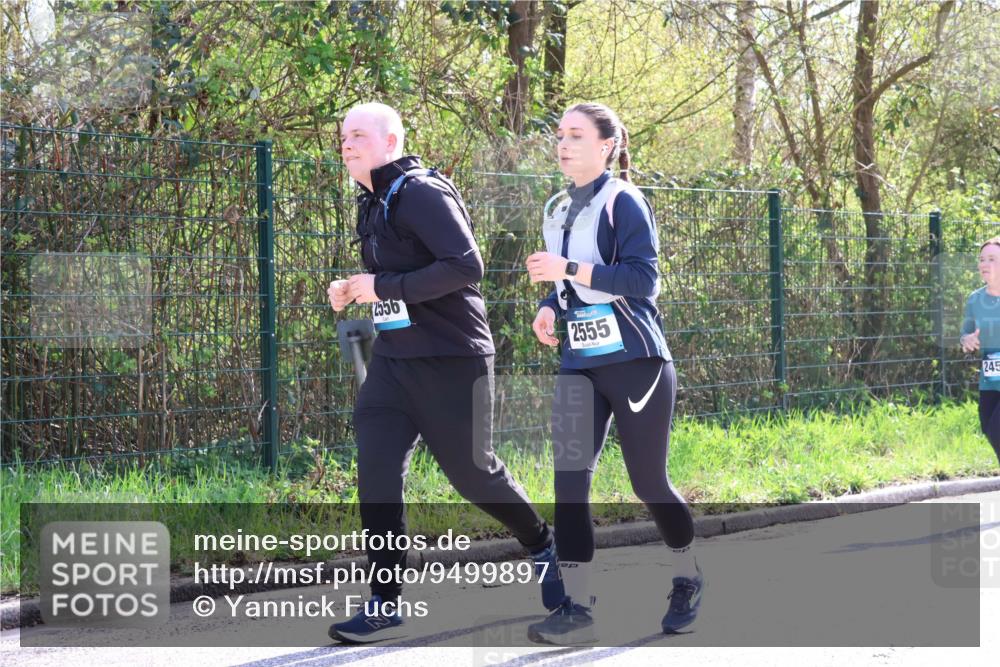12.04.2026 - 45. Internationalen Wilhelmsburger Insellauf Yannick Fuchs http://msf.ph/oto/9499897 12.04.2026 11:08:20 Laufen 62556, 2555, 245 meine-sportfotos.de